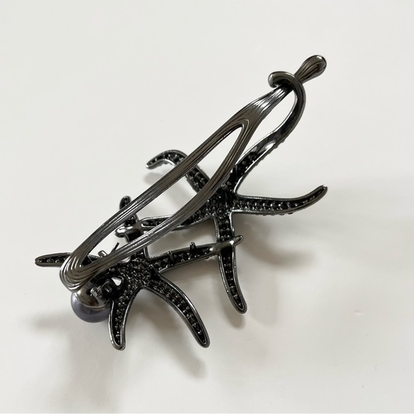 Whimsical Mermaidcore Barbiecore Starfish & Purple Pearl Hair Clip / Barret - Picture 2 of 5